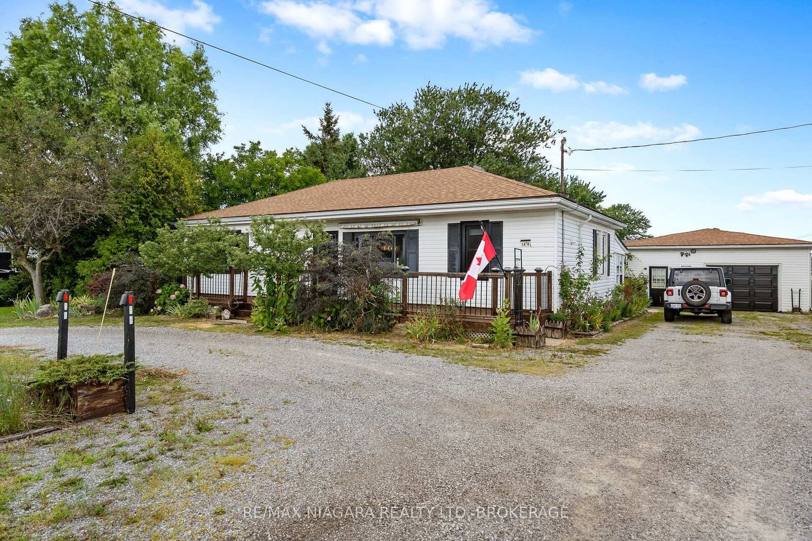 Property Photo: 1470 Killaly Street E ON L3K 5V3