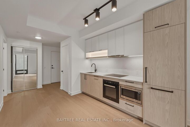 Property Photo:  91 Montclair Avenue 705  ON M5P 0A9 