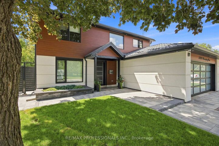 Property Photo: 3328 Riverspray Crescent ON L4Y 3M4