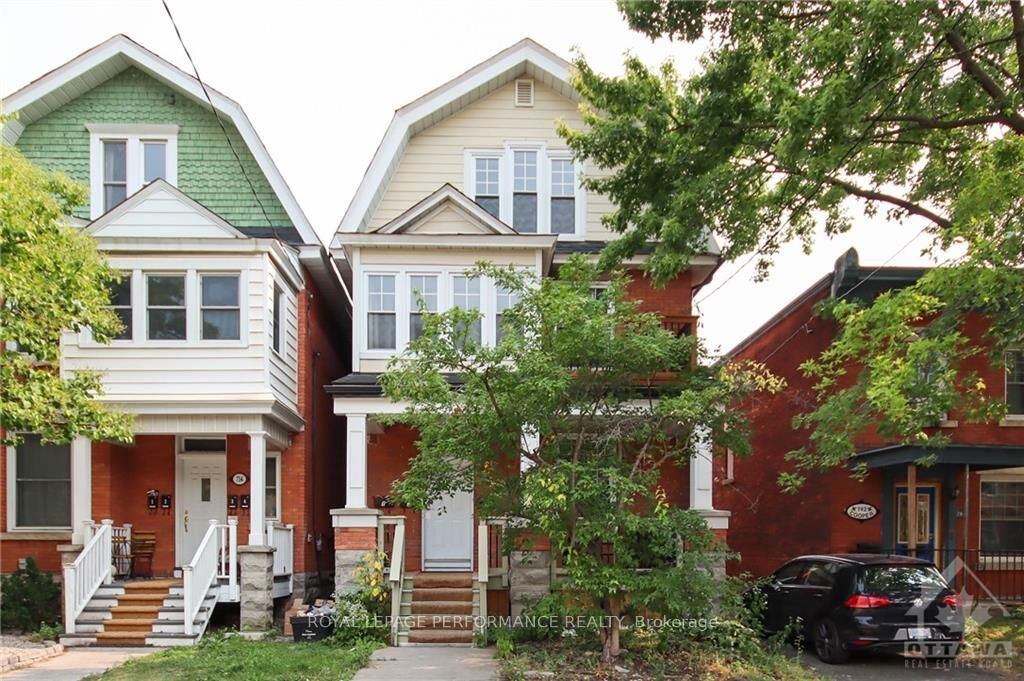 Property Photo:  736 Cooper Street W 2  ON K1R 5J6 