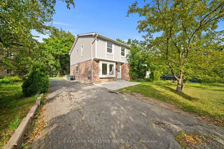 Property Photo: 100 Centre Street N ON L6V 2Z3