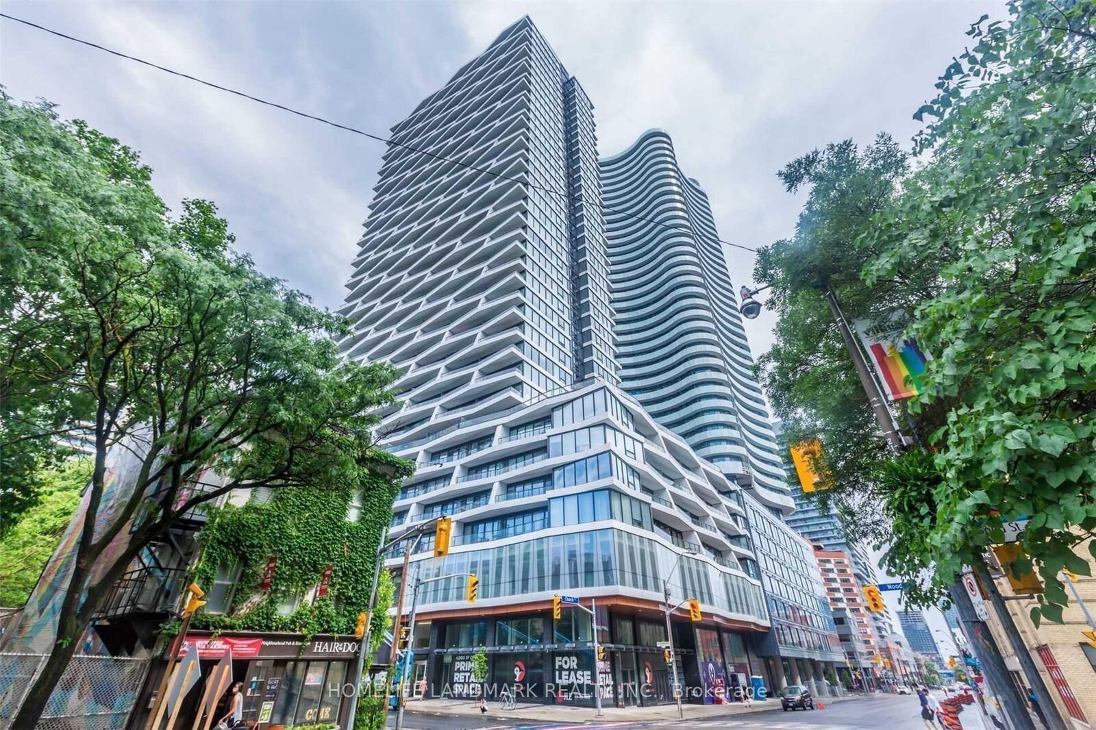 Property Photo: 85 Wood Street 511 ON M4Y 0E8