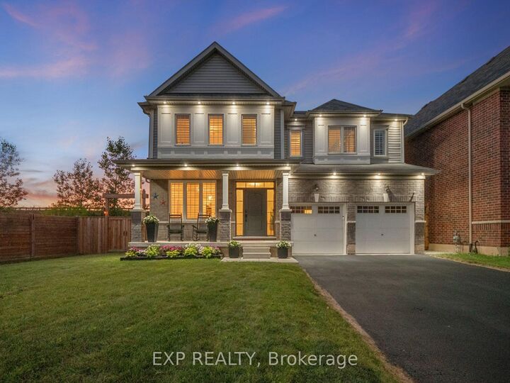 62 Esther Crescent — photo 1
