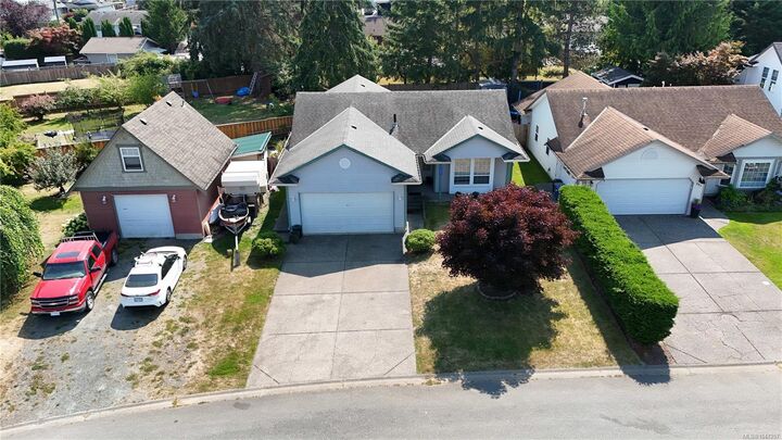 Property Photo: 583 Rebecca Pl BC V9W 8C5