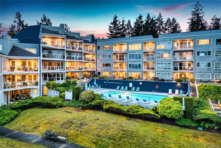 2560 Departure Bay Rd #310 — photo 1