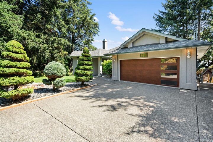 923 Whisperwind Pl — photo 1