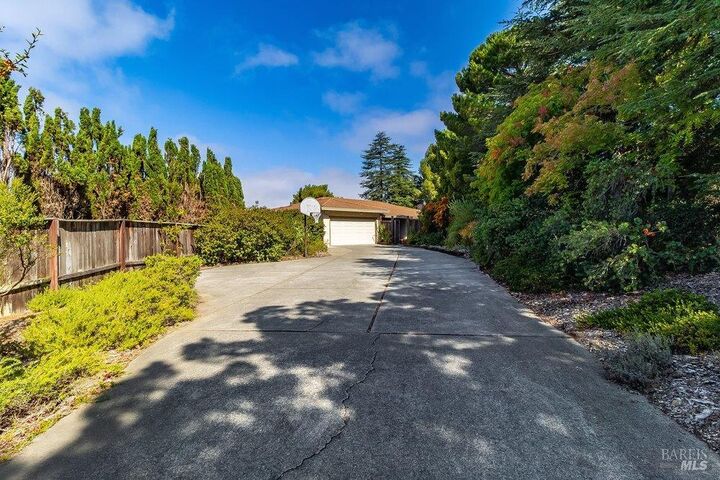 Property Photo:  166 Westminster Way  CA 94591 