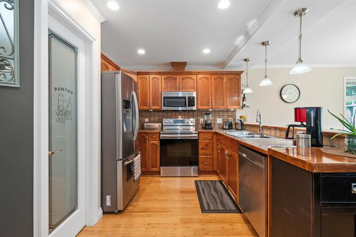 Property Photo: 66022 Park Avenue BC V0X 1L1