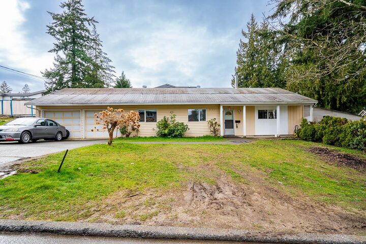 Property Photo: 11397 141A Street BC V3R 8Z1