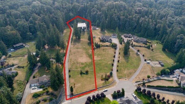42449 Highland Drive — photo 1