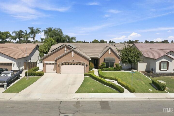 Property Photo: 12600 Stablegate Drive CA 93312