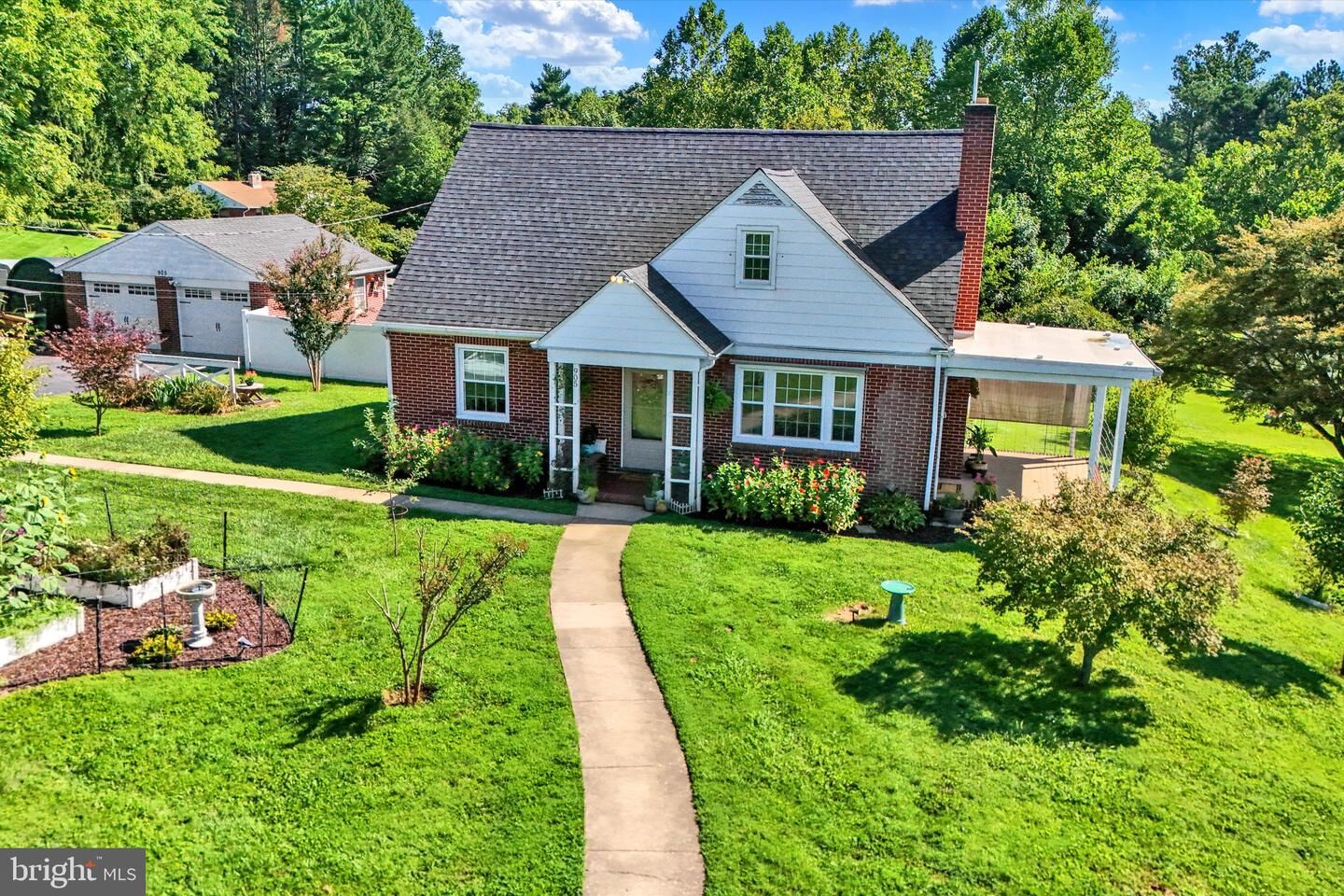 Property Photo: 905 Holland Road MD 21014