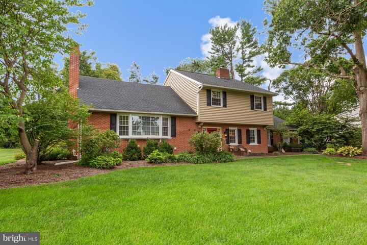 Property Photo: 1542 Hiemenz Road PA 17601
