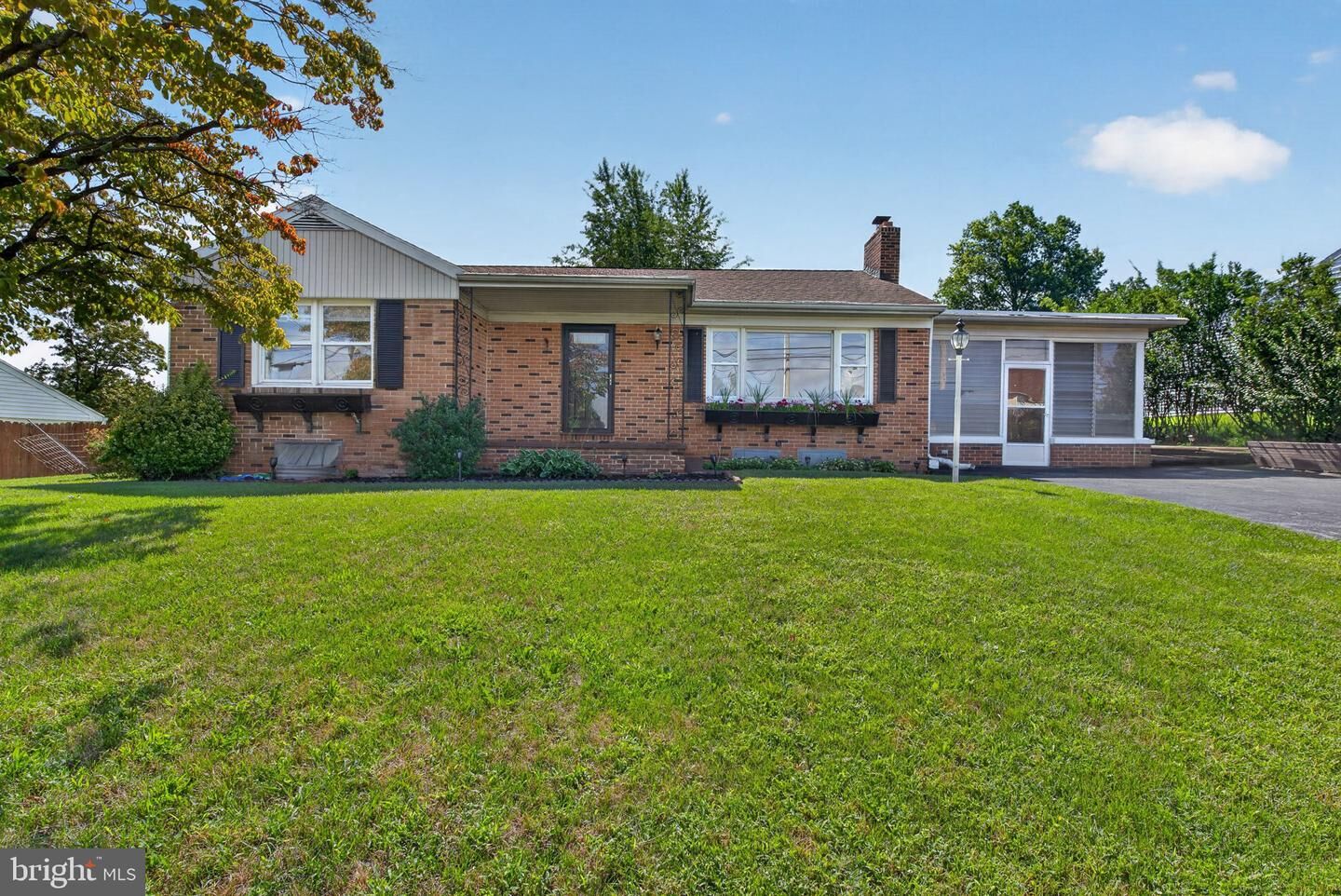 Property Photo: 570 Manor Road PA 17366