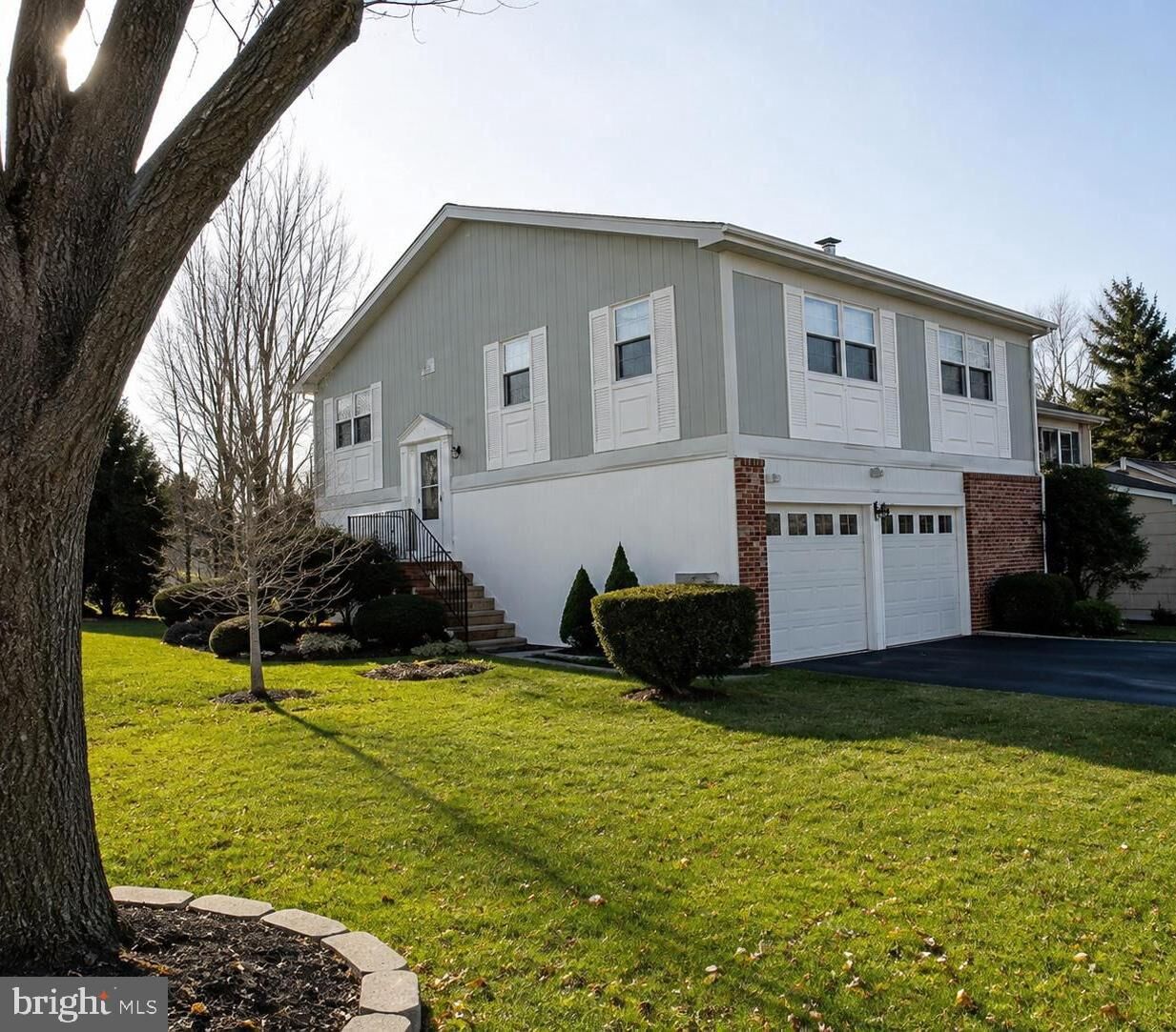 Property Photo:  131 Chesapeake Drive  PA 18940 