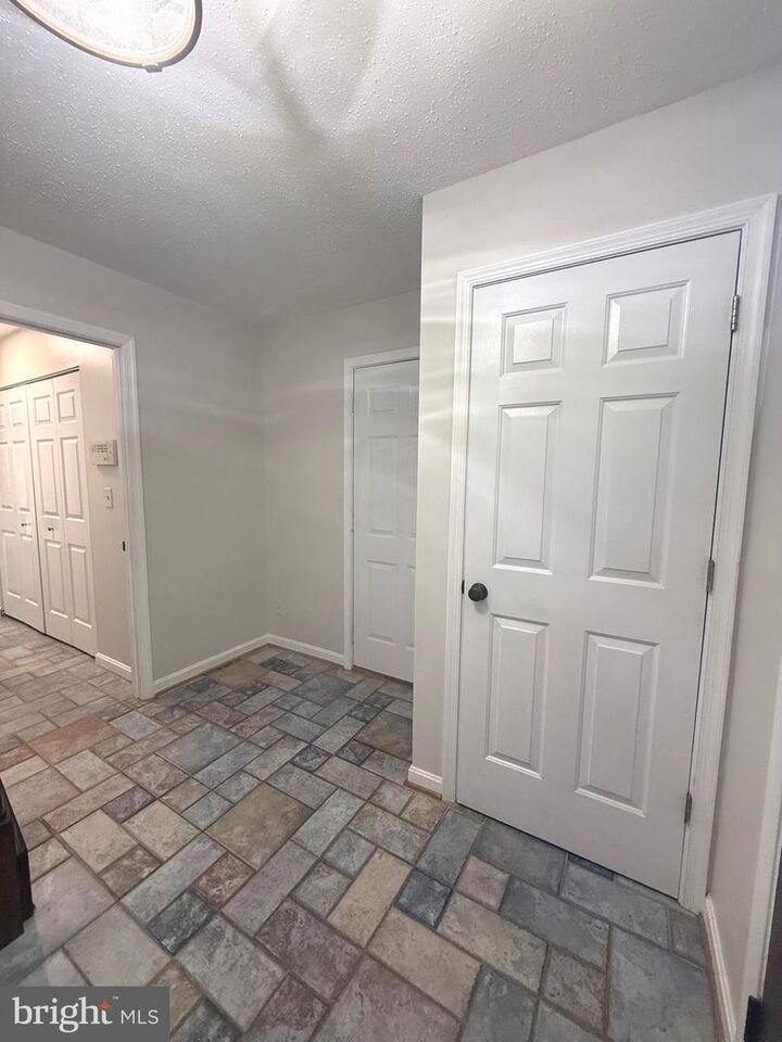 Property Photo: 110 Lakeview Court VA 22554