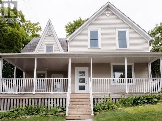 Property Photo:  5 Mary Street West 4  ON P1H 1W4 