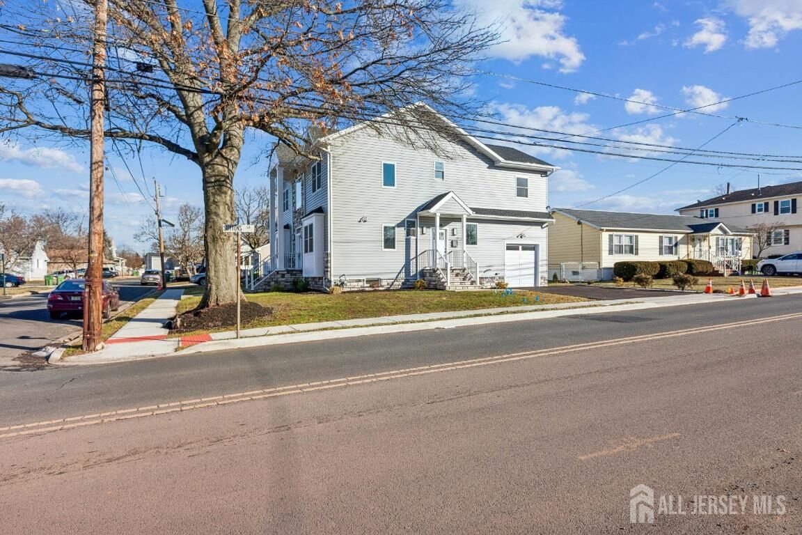 Property Photo:  239 Suttons Lane  NJ 08817 