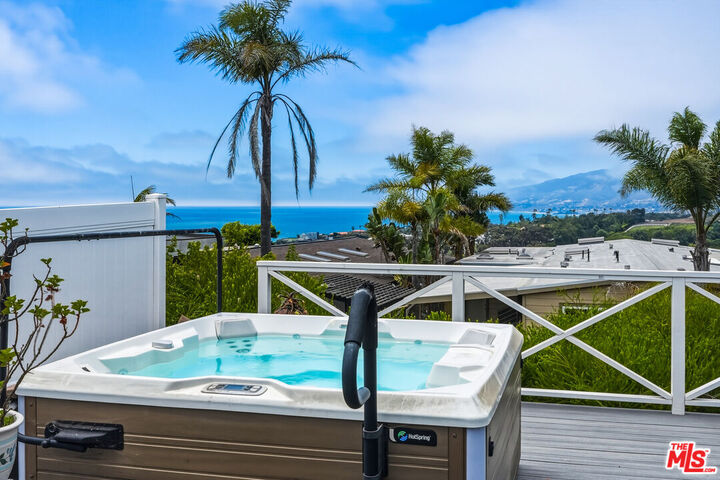 Property Photo: 29500 Heathercliff Rd, Unit 265 CA 90265