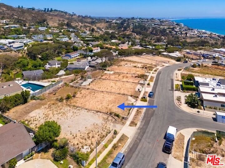 Property Photo: 3612 Surfwood Rd CA 90265