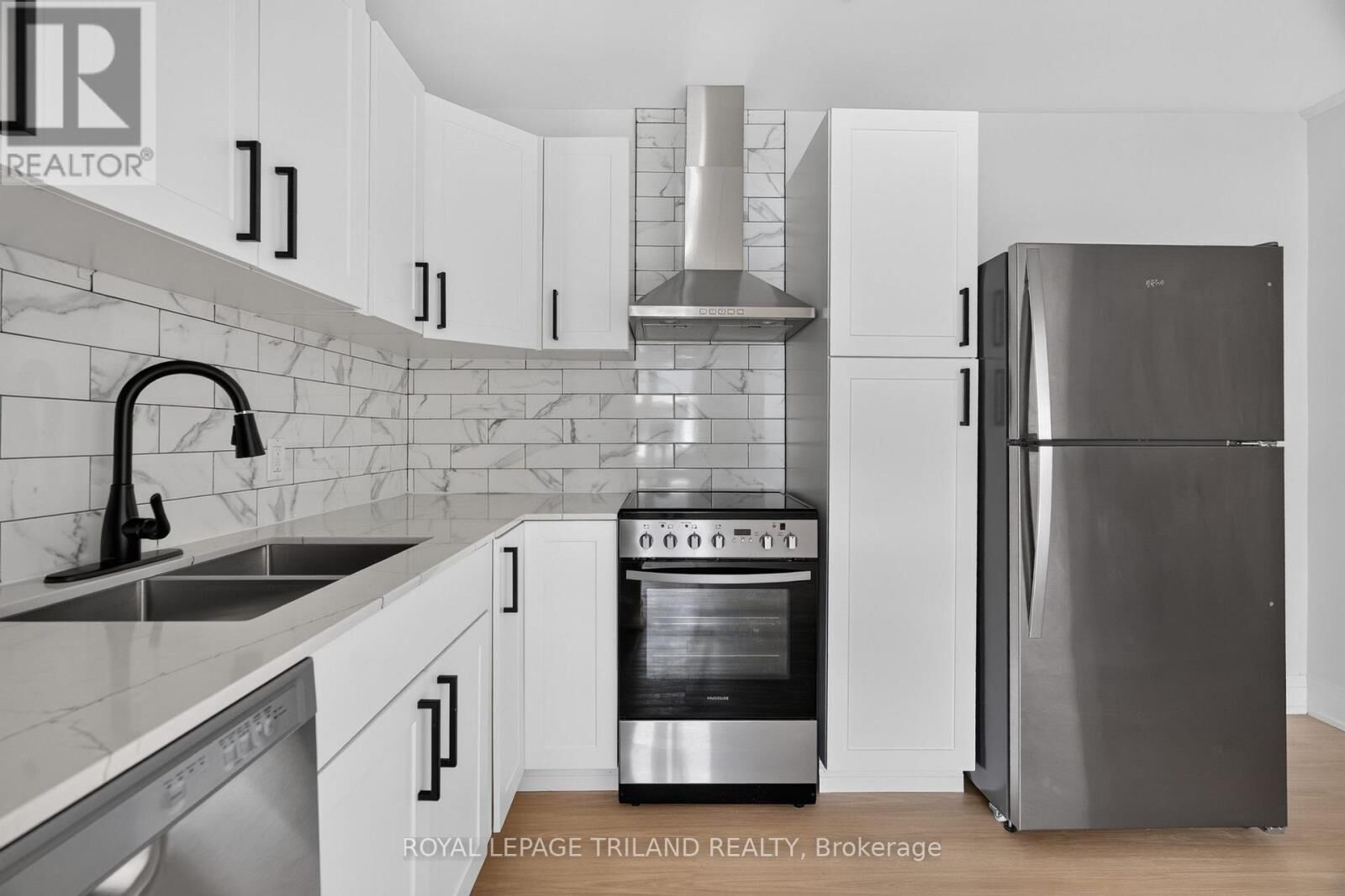 Property Photo: 145 Base Line Road West 11A ON N6J 1V6