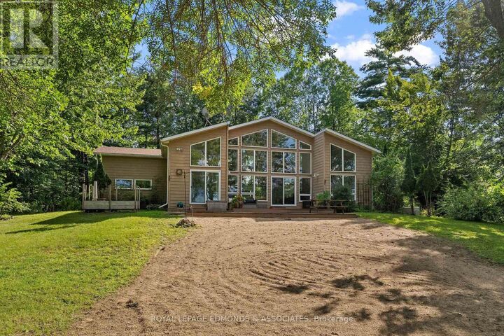 Property Photo: 117 Blue Danube Way ON K8A 6W2