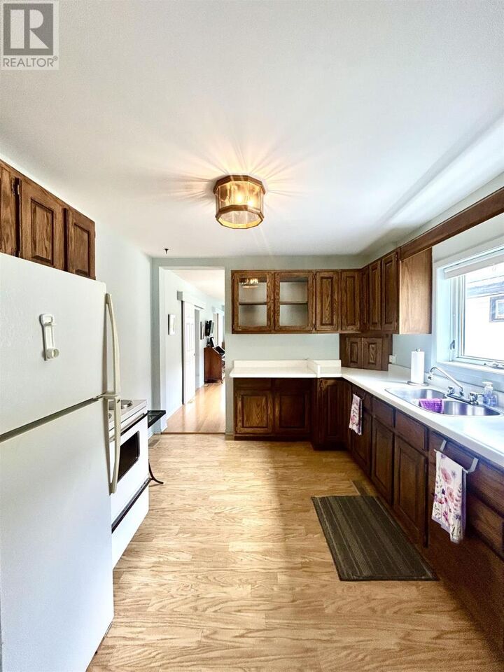 Property Photo: 405 Mosher Avenue ON P9A 2N1
