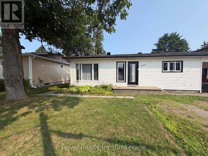 Property Photo:  209 Salter Street  ON P2B 3B5 
