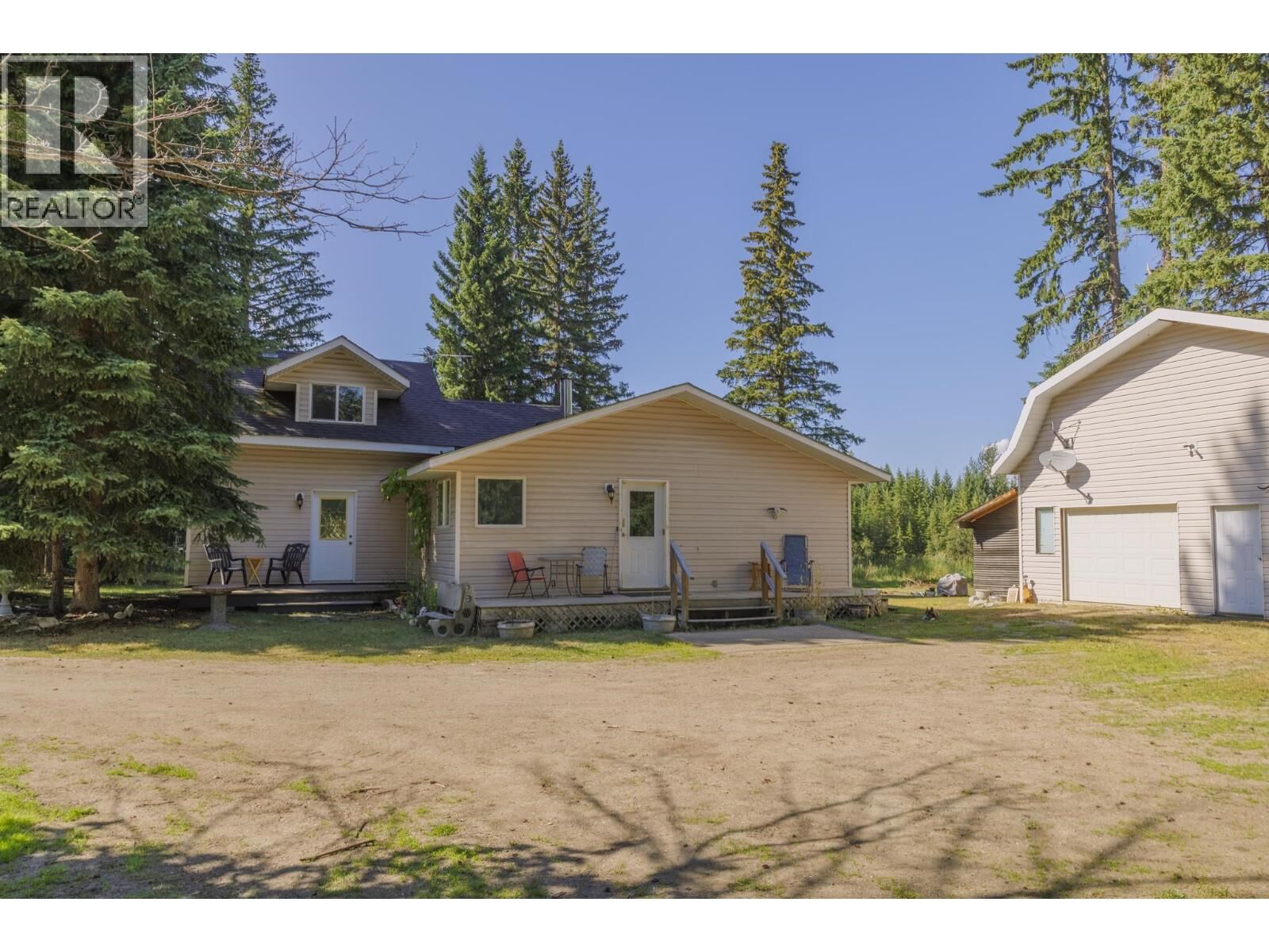 Property Photo: 1475 Dorval Road BC V0J 2E0