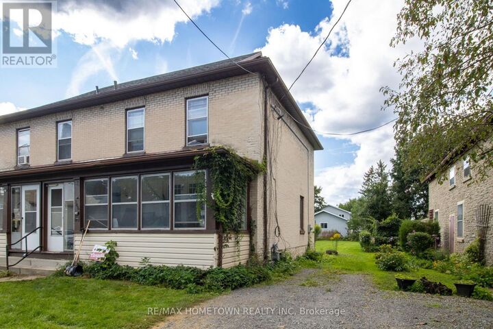 Property Photo:  146 Park Street West  ON K0E 1T0 