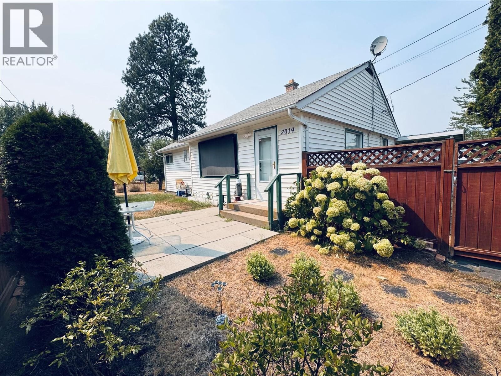 Property Photo: 2019 66th Avenue BC V0H 1H0