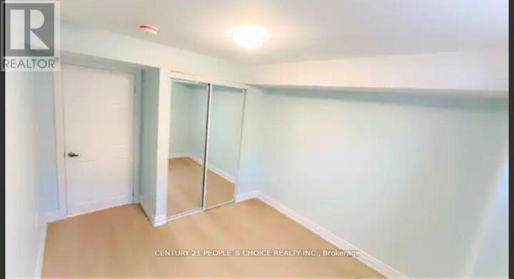 Property Photo: 3 Aldenham Street 2 ON L6X 5S2