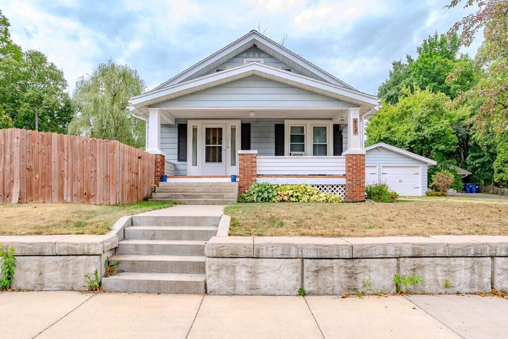 Property Photo:  822 Maryland Avenue  WI 54476 