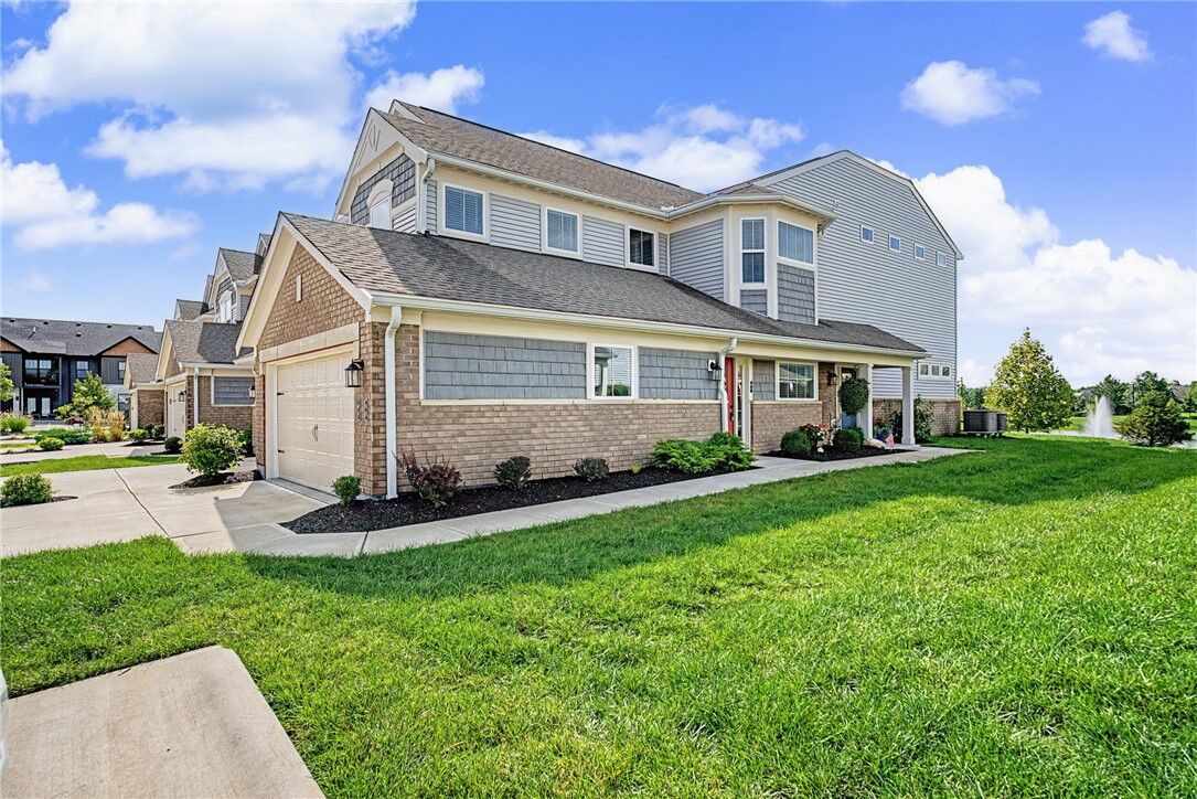 Property Photo: 61 Pebble Brook Place OH 45066