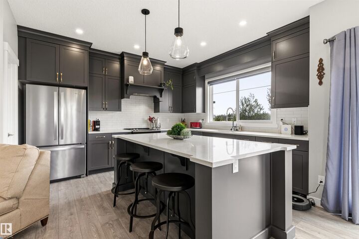 Property Photo:  3464 Cameron Heights Cove Cove NW  AB T6M 0R5 