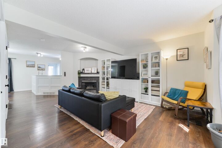 Property Photo: 4790 Terwillegar Common NW AB T6R 3H7