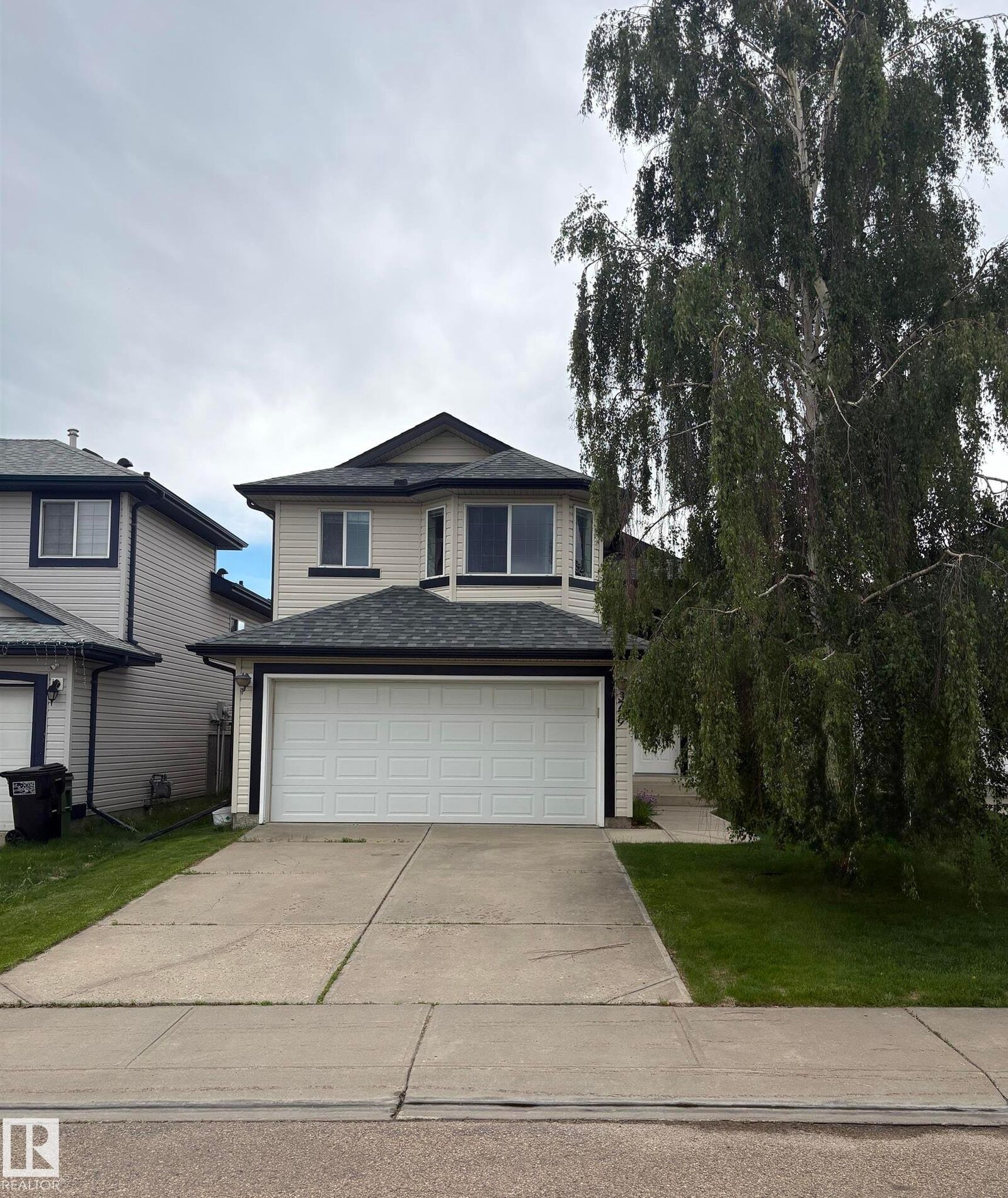 Property Photo:  3779 18 Street NW  AB T6T 1S5 
