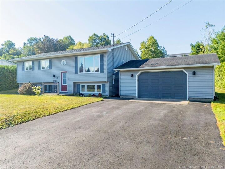 Property Photo:  40 Majestic Drive  NB E5K 2X9 