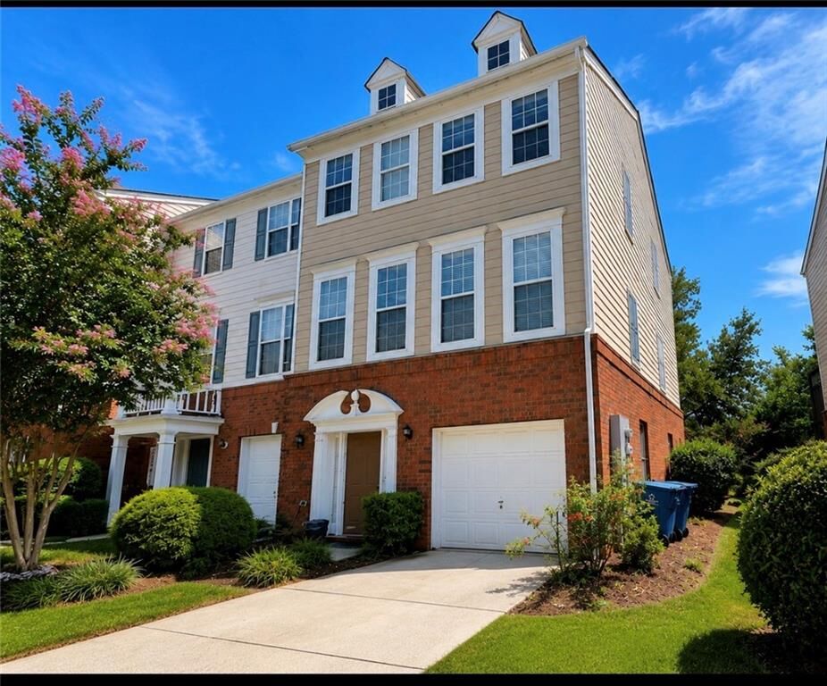 Property Photo: 3914 Howell Park Road GA 30096