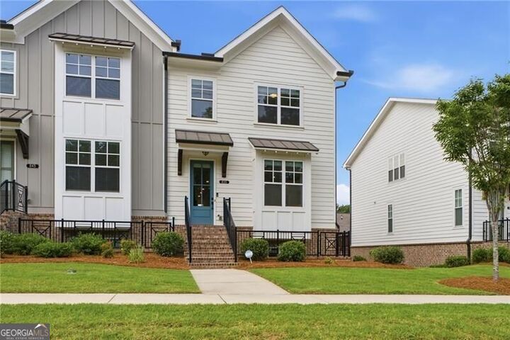Property Photo: 835 Green Sapling Trail GA 30024