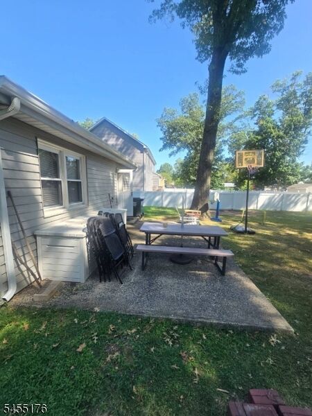 Property Photo:  30 Caswell Ave  NJ 08863 