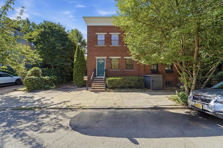 Property Photo: 295 9th St Whole House NJ 07302