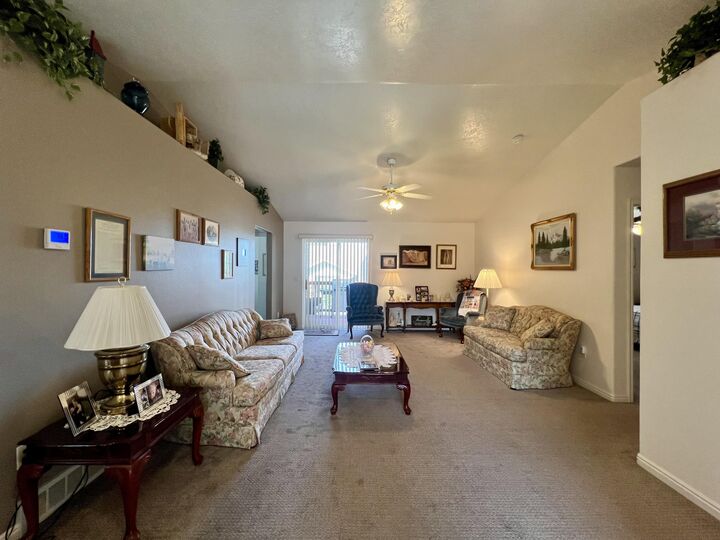 Property Photo: 2239 N Chandler Dr UT 84721