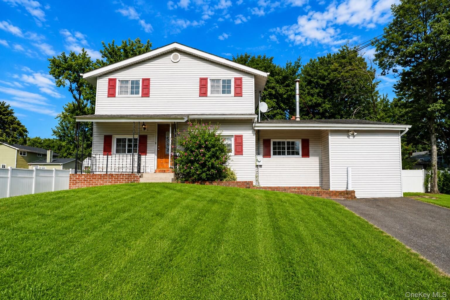 Property Photo:  19 Balin Ave  NY 11720 