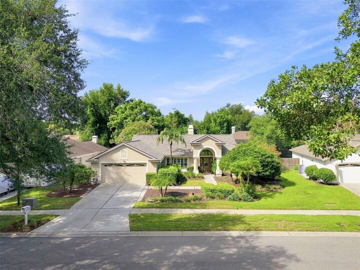 Property Photo:  16804 Sheffield Park Drive  FL 33549 