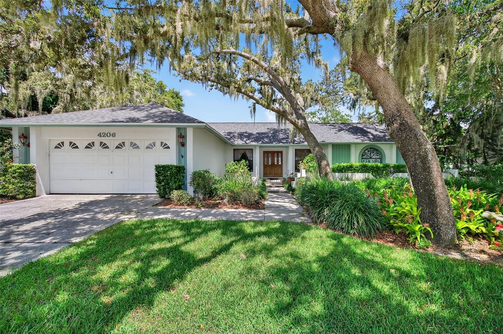 Property Photo:  4206 Kipling Avenue  FL 33566 