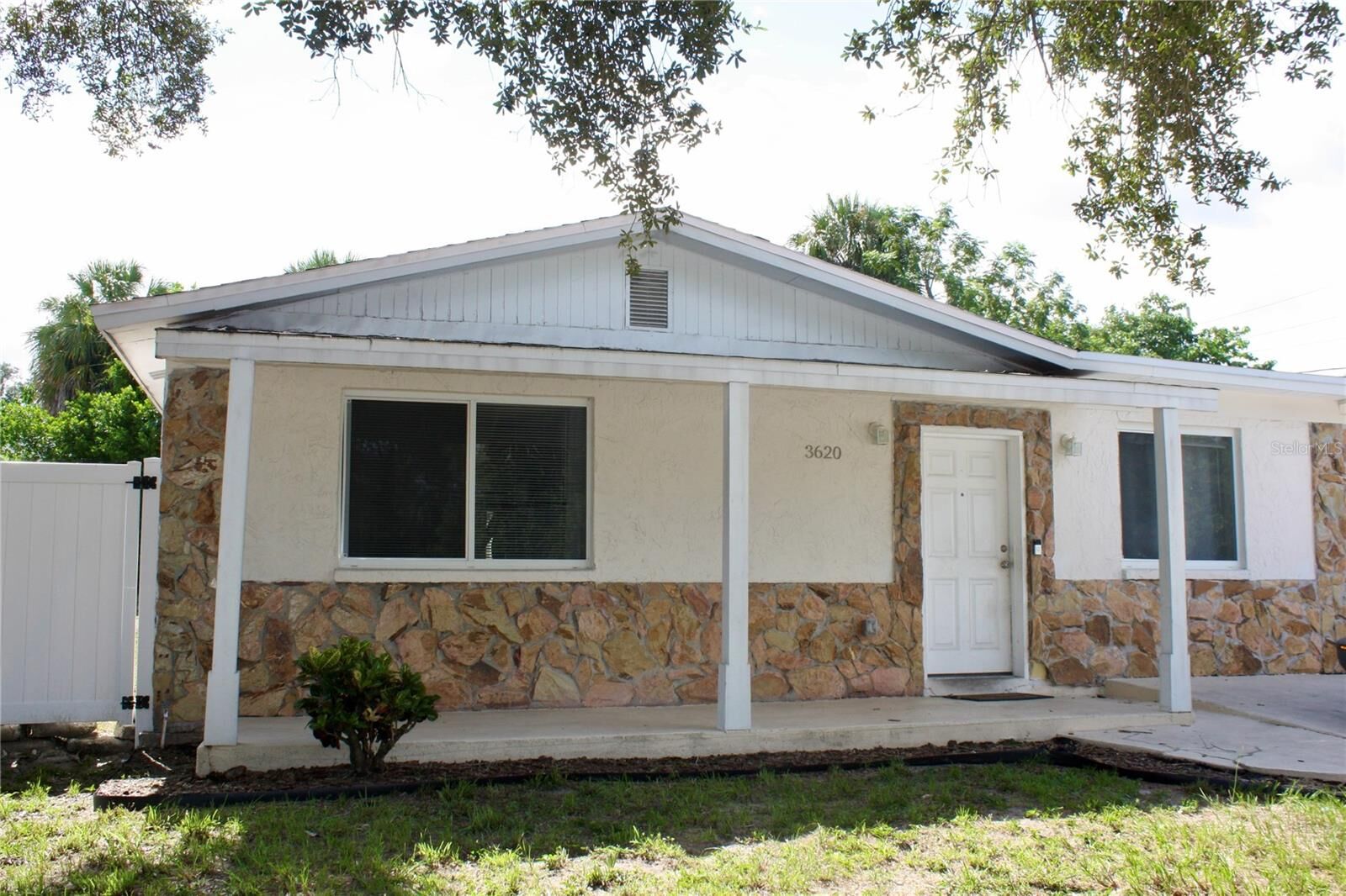 Property Photo:  3620 N 56th Street  FL 33619 