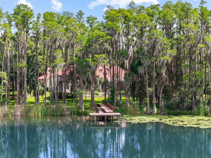 Property Photo: 6800 Wisteria Loop FL 34638