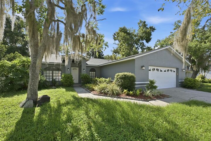 Property Photo: 3818 Biscay Place FL 34639