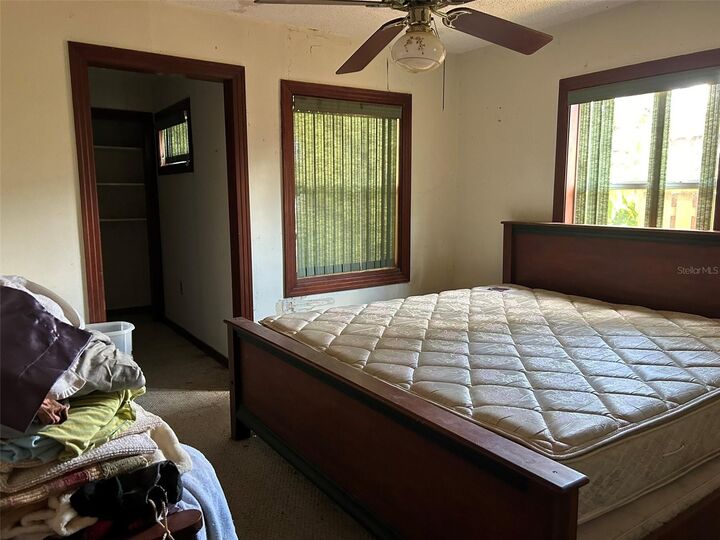Property Photo:  7211 N Duncan Avenue  FL 33604 